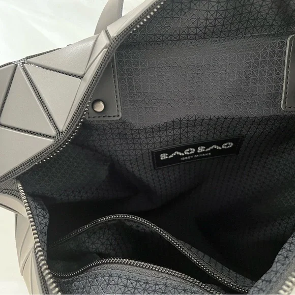 BAO BAO ISSEY MIYAKE FLAT PACK BACKPACK - Picture 14 of 16